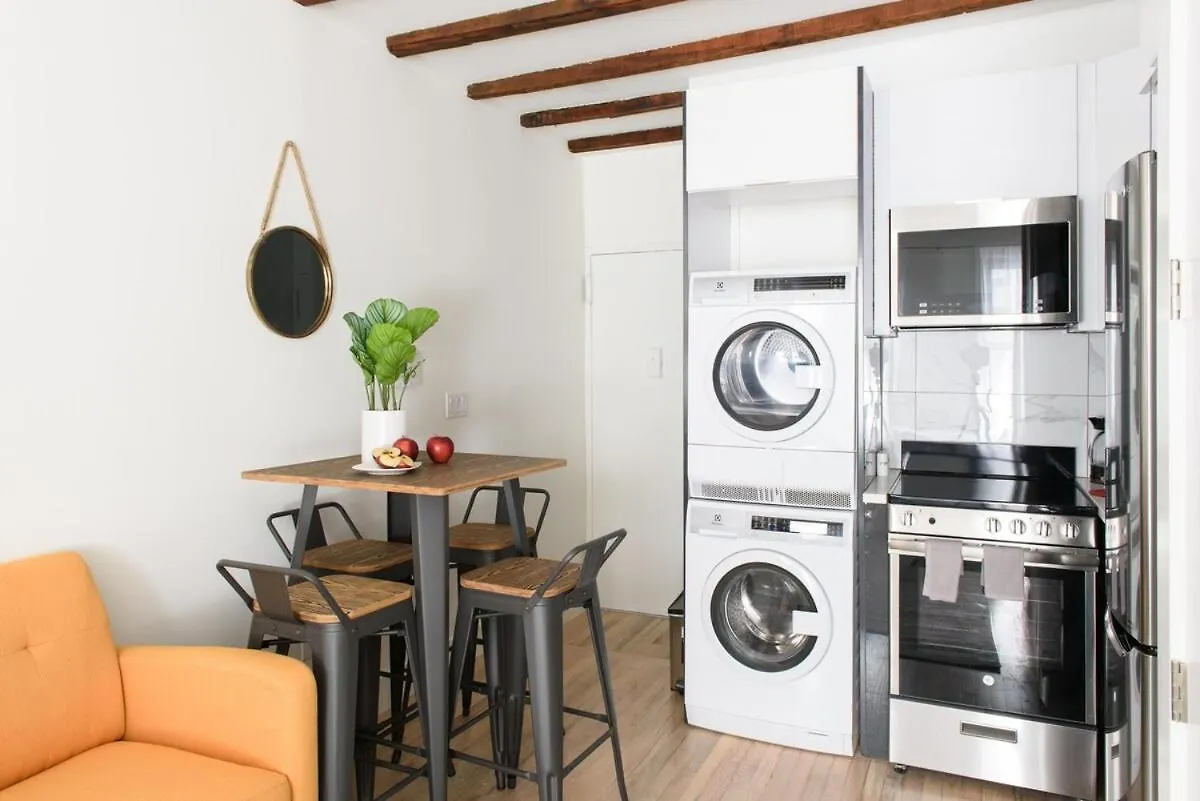 24-14 Renovated Studio Prime Gramercy W&D New York Appartement